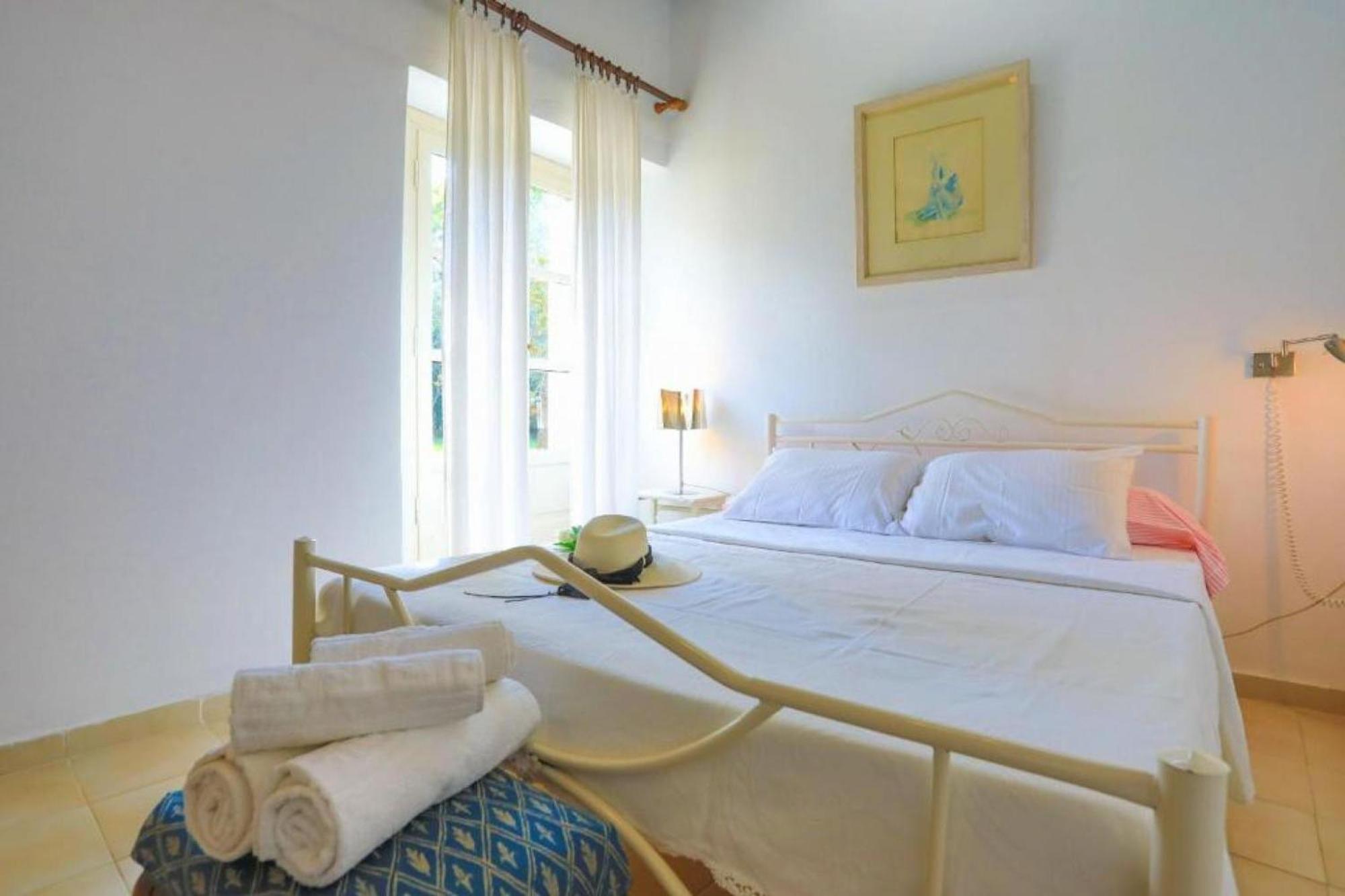 Secret Garden House - Private Garden With Pool Βίλα Αχαράβη Εξωτερικό φωτογραφία