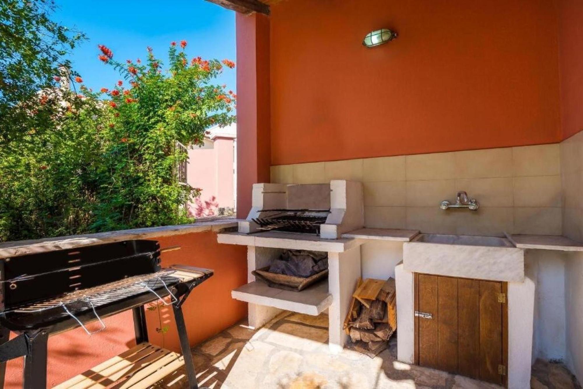 Secret Garden House - Private Garden With Pool Βίλα Αχαράβη Εξωτερικό φωτογραφία